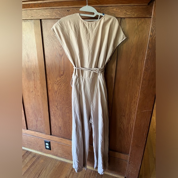 Aritzia Wilfred Brax Jumpsuit Beige Size 4 - Picture 3 of 4